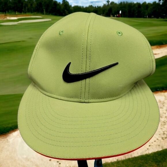 Nike Golf Cap - Picture 1 of 3